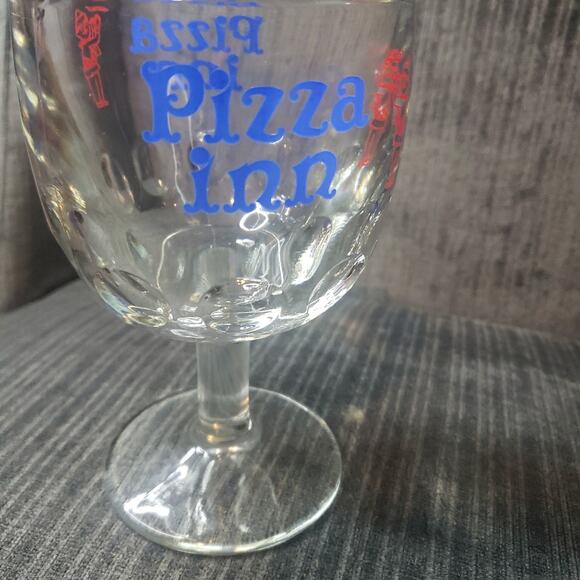 Vintage Pizza Inn glass - Picture 2 of 2